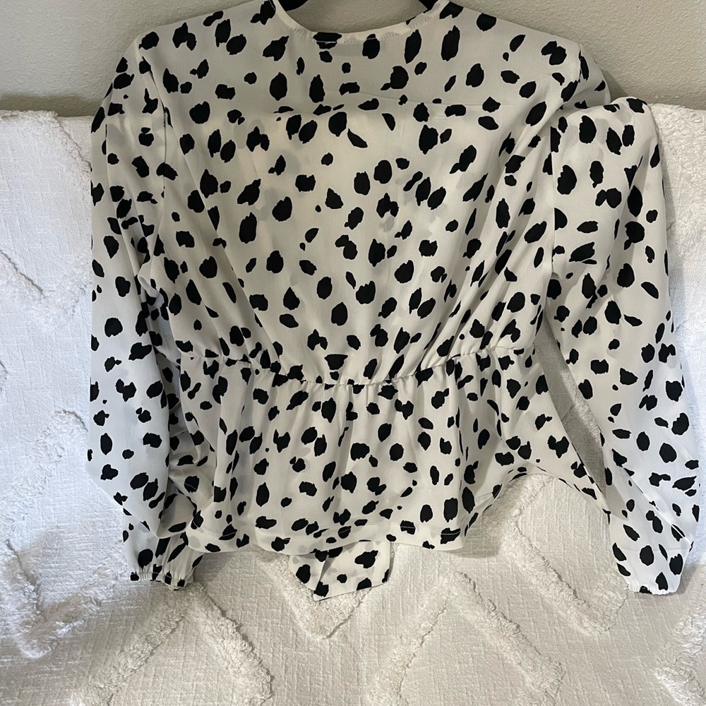 Shein top - Picture 2 of 4